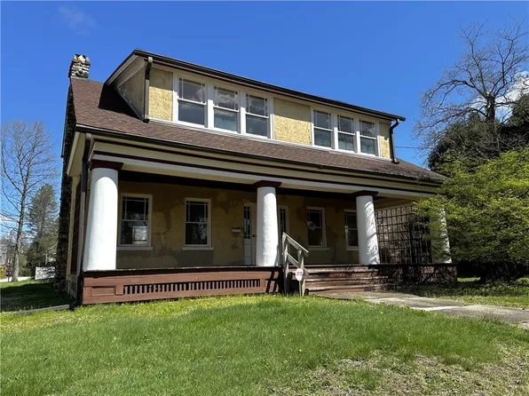 919 Oak St, Indiana, PA 15701