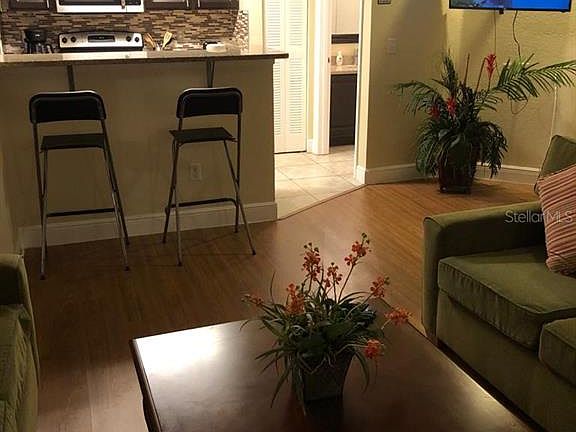 4th image of 2204 Key West Ct APT 537