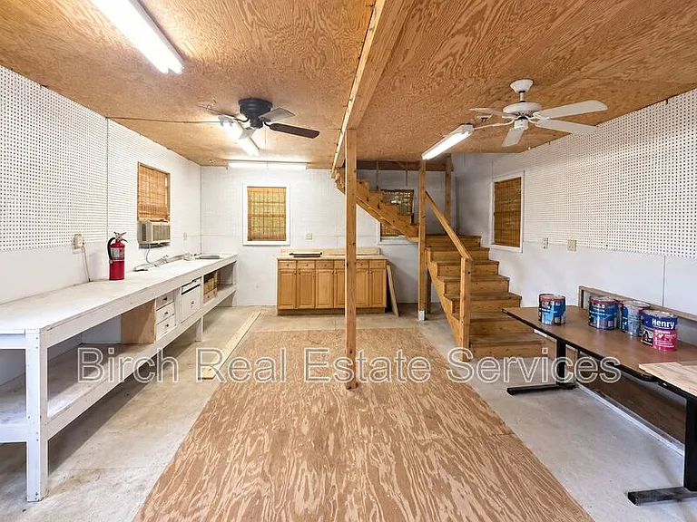 2552 Chancery Dr — Photo 12