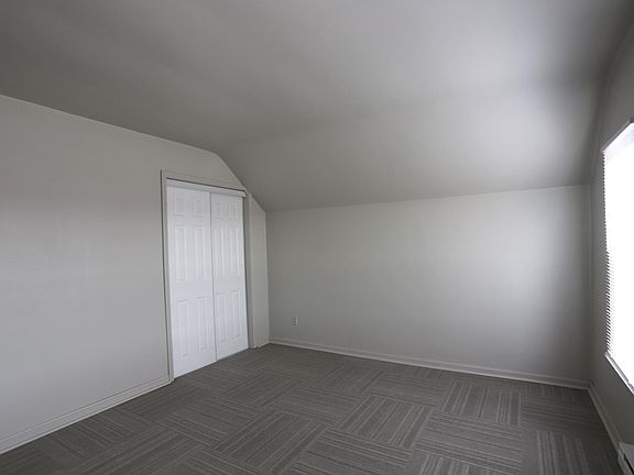 4th image of 827 N Depot St #2