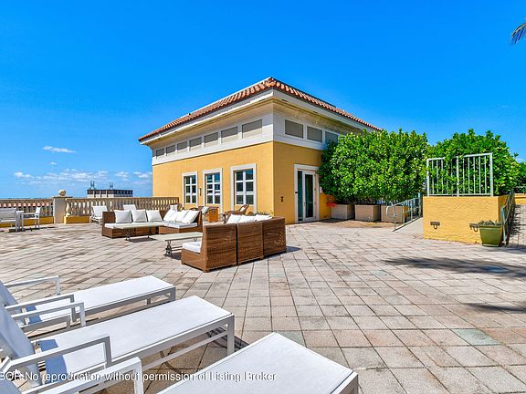 5th image of 403 S Sapodilla Ave #812