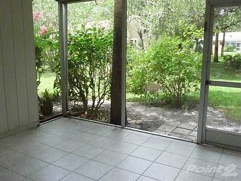 5th image of 5027 Village Gardens Dr #27