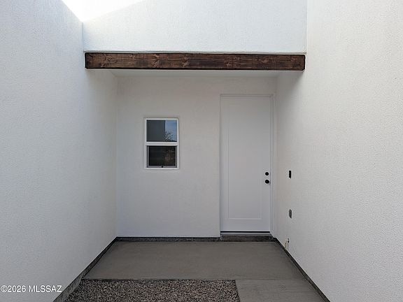 3rd image of 171 Via Casa