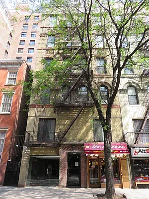 Rented by Majesty Management | media 40