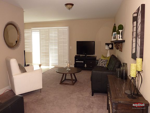 2nd image of 3995 Cypress Ln