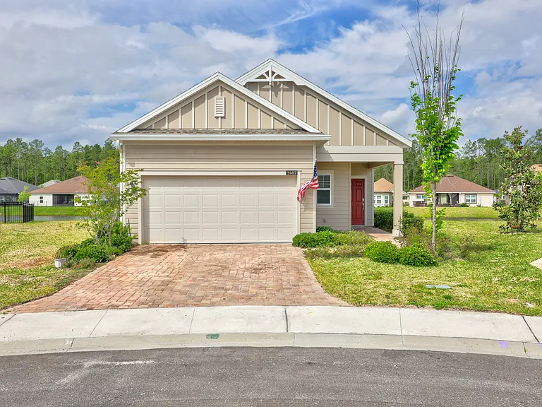3987 Bloomfield Ct — Photo 2