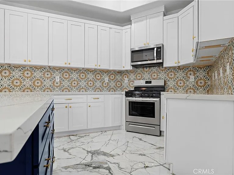 16355 Canon Ln — Photo 6