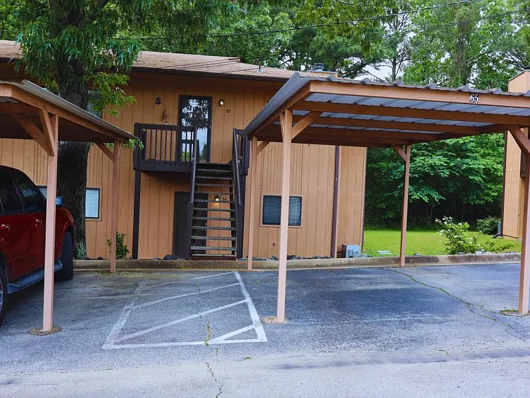 1100 Woodlawn Ave #64 — Photo 23