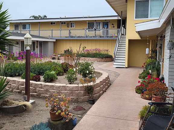 3rd image of 2722 Pierpont Blvd