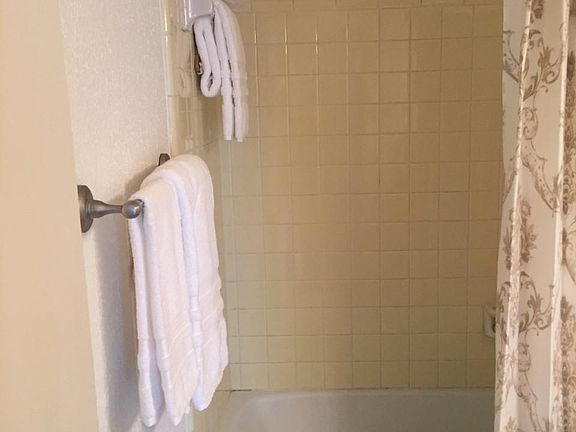 2nd image of 6501 E Hill Dr APT 204