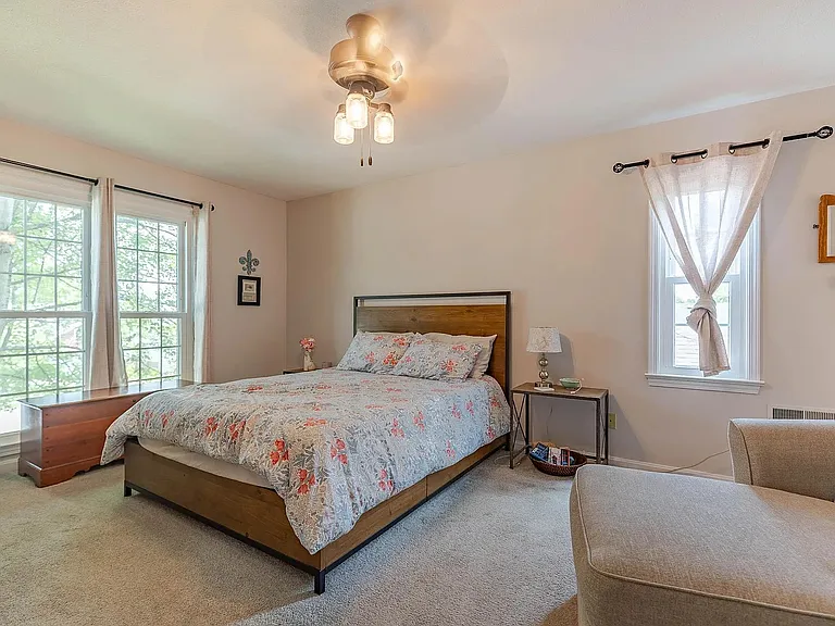 3904 Vantage Pl — Photo 15