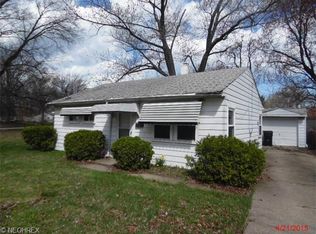 1987 Rookwood Rd, Cleveland, OH 44112