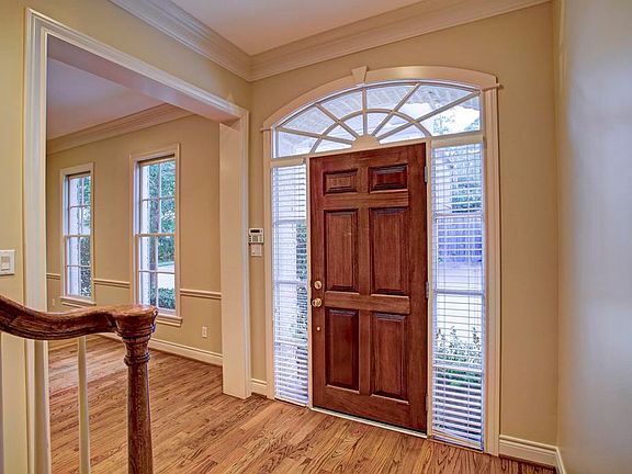 3rd image of 7723 N Hunters Court Dr