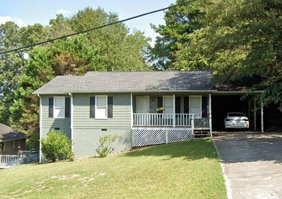 2nd image of 106 Lindsey Ct NE