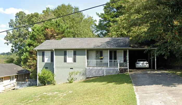 106 Lindsey Ct NE — Photo 2