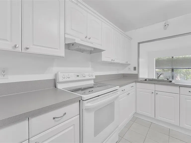 6705 W 26th Dr #127 — Photo 4