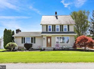 42 Anderson Ave, New Park, PA 17352