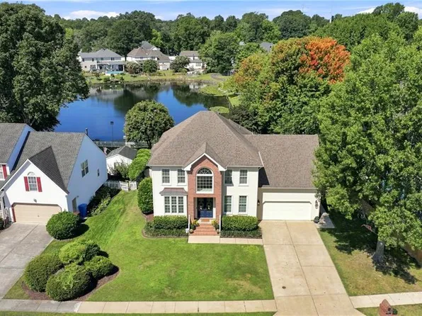 940 Sydenham Blvd, Chesapeake, VA 23322