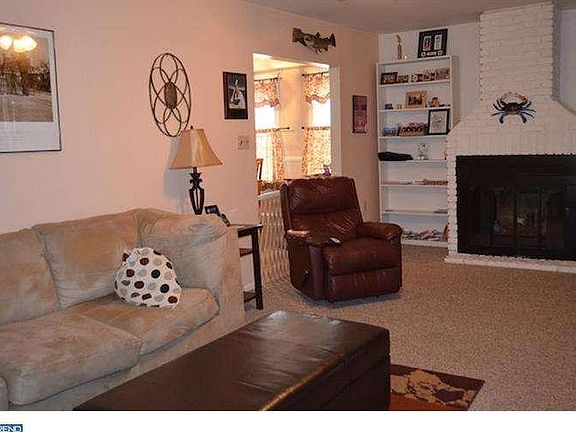 3rd image of 706 Brandywine Blvd