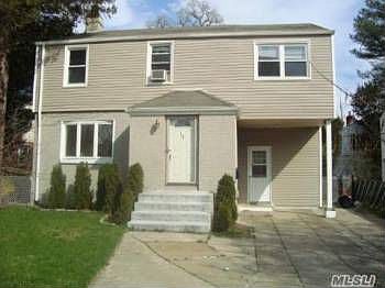 1st image of 15 Barbara St