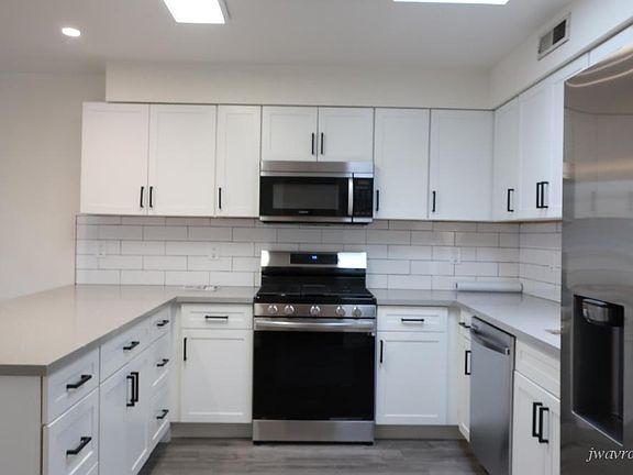 2nd image of 590 25th Ave #3