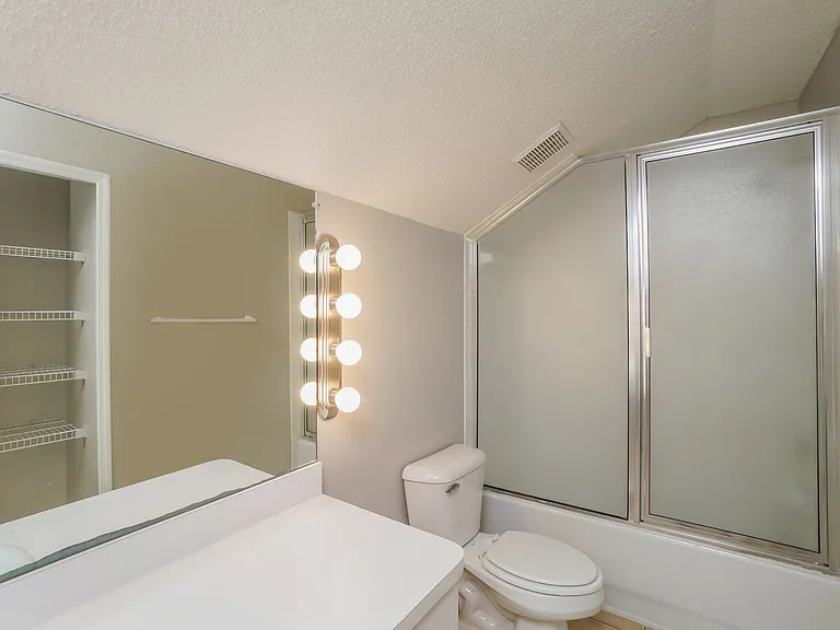 6035 Pointe Pleasant Blvd — Photo 13