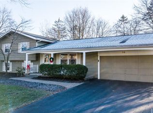56 Round Trail Dr, Pittsford, NY 14534
