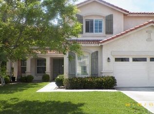 6014 Roosevelt Dr, Fontana, CA 92336
