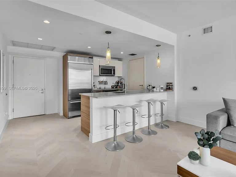 1300 Brickell Bay Dr #3408 — Photo 3
