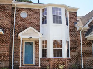 522 S Lake Cir #1, Chesapeake, VA 23322