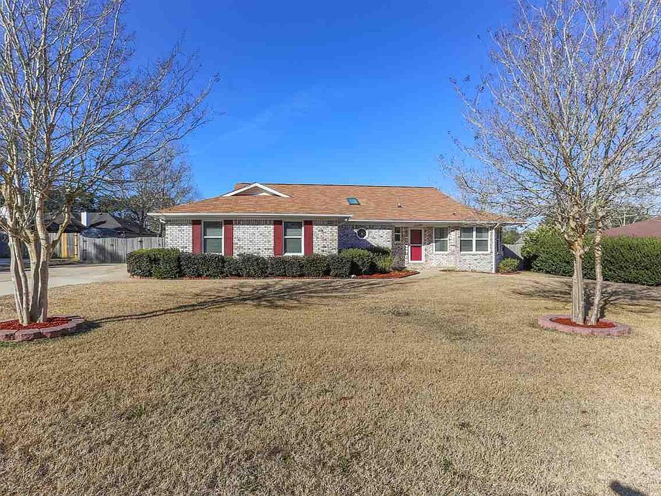 1st image of 7419 Lillie Ln