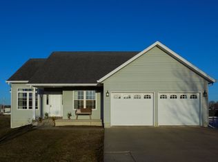 507 N 5th St, Maquoketa, IA 52060