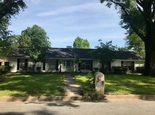 821 Barclay Dr, Tyler, TX 75703