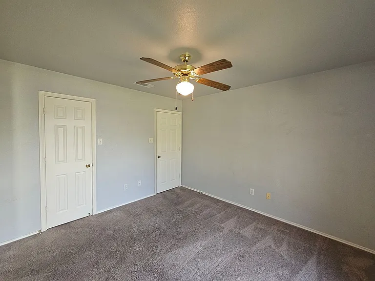 4507 Twin Oaks Cir — Photo 20