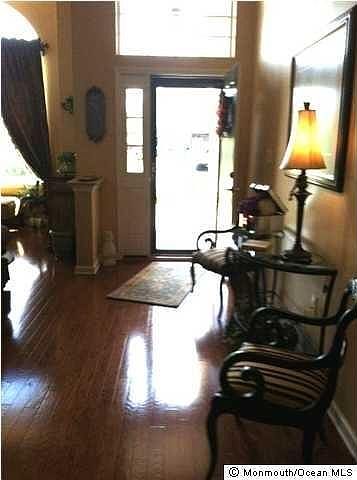 2nd image of 5 Turnbridge Ct