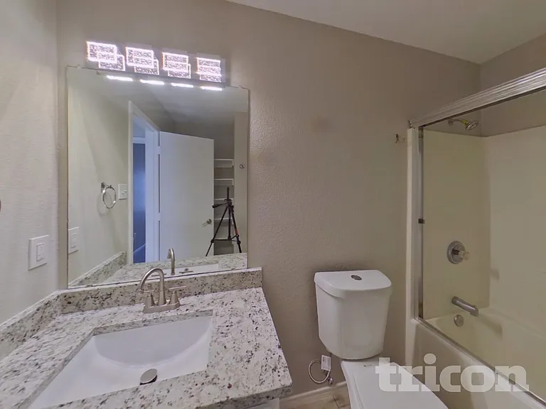 5825 Show Master Ln — Photo 18