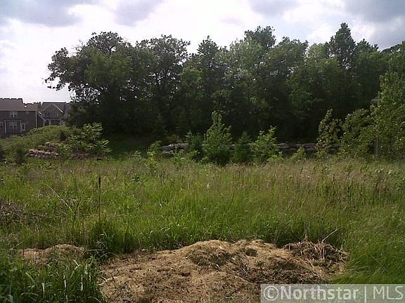 2nd image of 3045 Fairway Dr