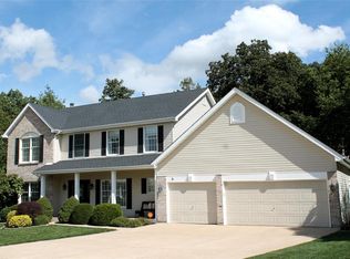 6 Pinehurst Green Ct, O'Fallon, MO 63366