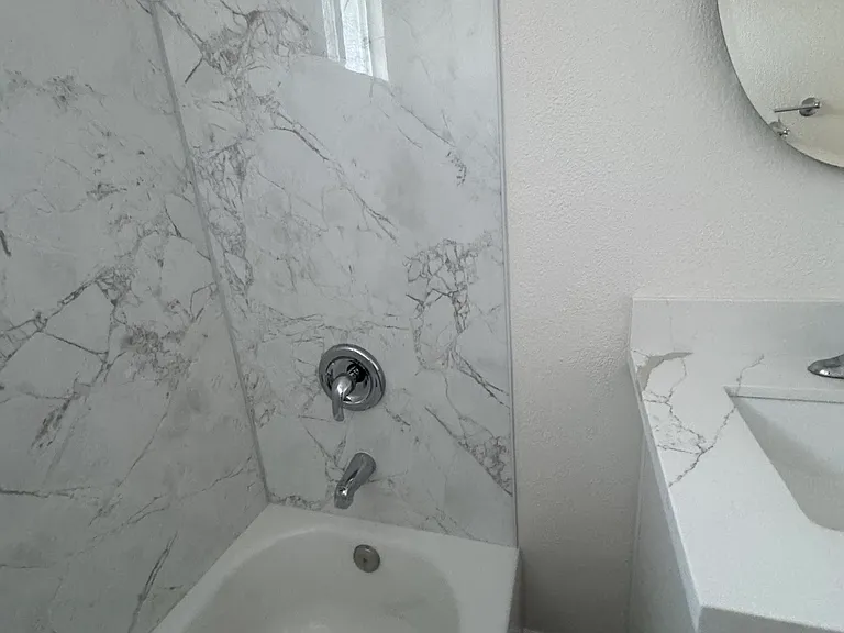 8465 La Mesa Blvd #6 — Photo 9