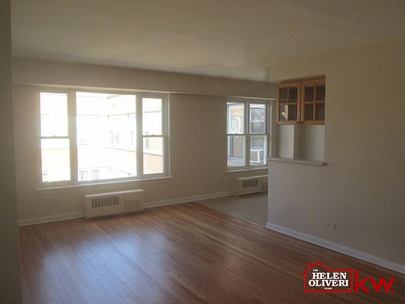 4th image of 2424 W Estes Ave APT 5B