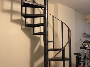 466 Beacon St #1F, Boston, MA 02115