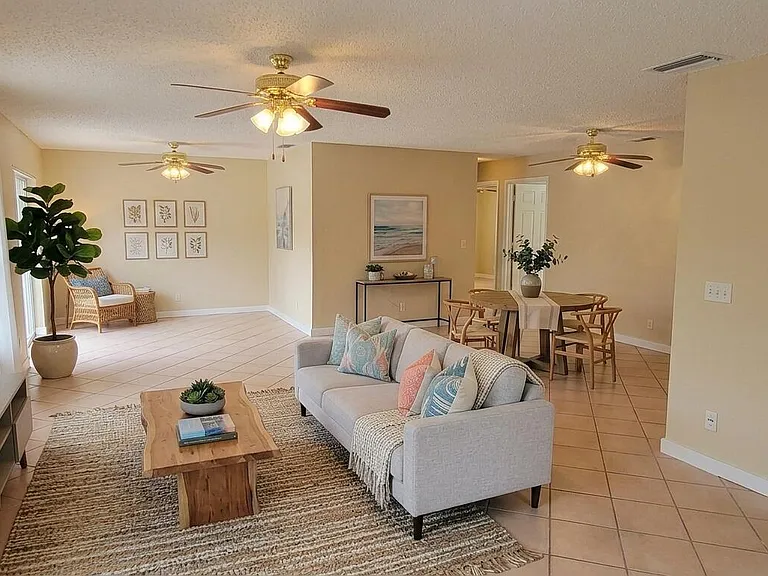 10056 Boynton Place Cir — Photo 7