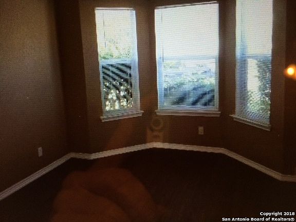 4th image of 2150 Bedford Stage