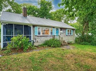 11 Mizzentop Ln, Barnstable, MA 02630