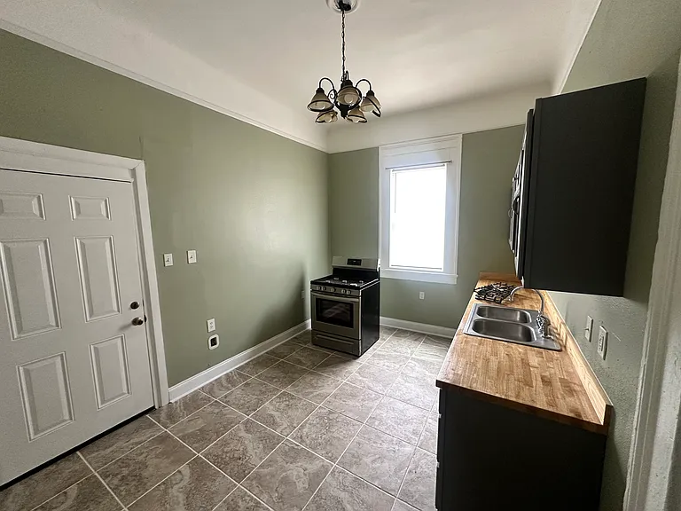 2328 Ursulines Ave #2330-B — Photo 17