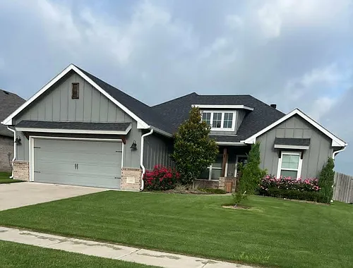 1202 Delmar Dr Photo 1