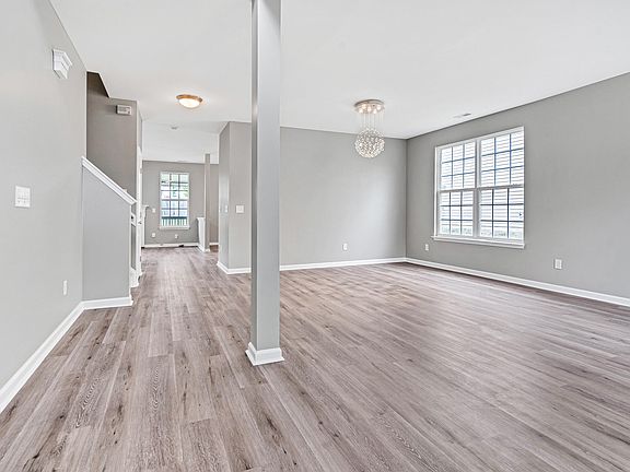 5th image of 3726 Rivermist Dr