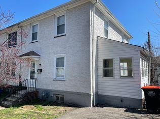 909 E 15th St, Chester, PA 19013