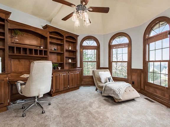 5th image of 4918 Augusta Woods Ct