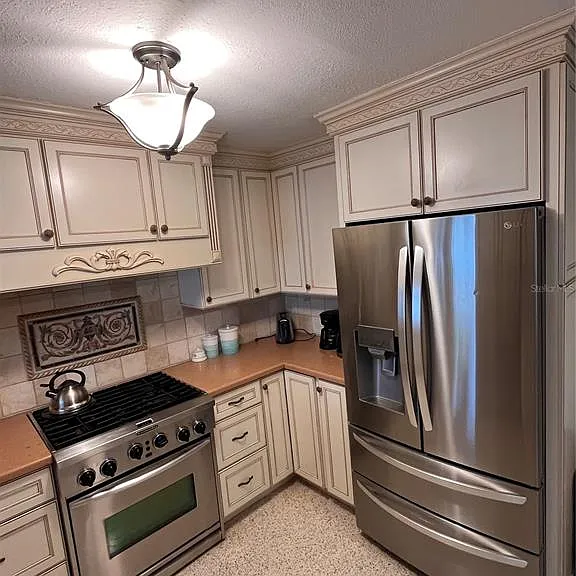 378 Westwinds Dr — Photo 32